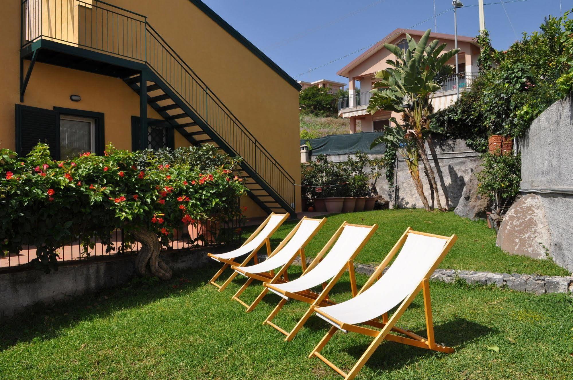 B&B Stella Marina Aci Trezza Exterior foto